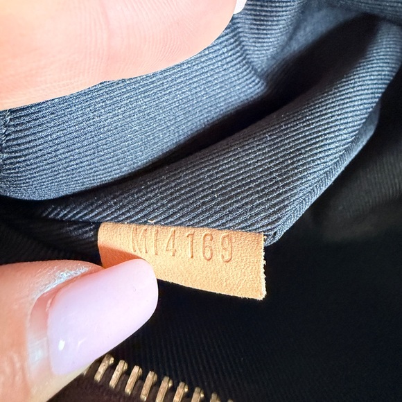 Louis Vuitton Monogram Bum Bag - Picture 10 of 14